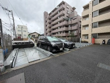 【神奈川県/相模原市南区相南】ローヤルシティ東林間 駐車場