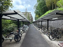 【神奈川県/横浜市青葉区奈良町】モアクレスト玉川学園 弐番館 駐輪場
