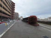 【神奈川県/相模原市中央区南橋本】 ディナスカーラ南橋本 駐車場