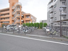 【神奈川県/座間市広野台】ライオンズマンション相武台前 駐輪場