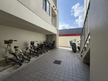 【東京都/町田市小川】グランドメゾンつくし野 駐輪場