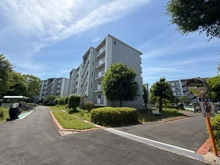 【神奈川県/厚木市岡田】厚木岡田団地 4 号棟 外観：手前中央