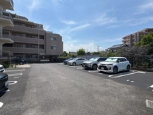 【神奈川県/相模原市中央区上溝】レヴィールファミリア上溝 駐車場