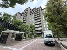 【東京都/町田市成瀬】エステ・スクエア成瀬壱番館 外観