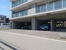 【神奈川県/厚木市水引】 コンフォート・パレス本厚木ファーストステージ 駐車場