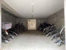 【神奈川県/相模原市南区南台】ネオハイツ小田急相模原 駐輪場