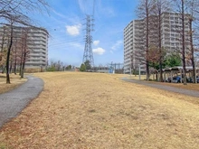 【東京都/稲城市長峰】長峰杜の3番街 1号棟 敷地内