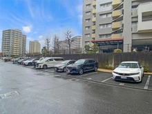【東京都/稲城市長峰】長峰杜の3番街 1号棟 駐車場