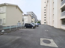 【神奈川県/相模原市南区東林間】相模大野ハイツ A棟 駐車場