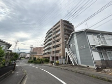 【神奈川県/秦野市鶴巻南】レクセルガーデン鶴巻温泉 前面道路