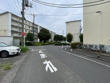 【神奈川県/相模原市南区鵜野森】新原町田グリーンハイツC3棟 前面道路