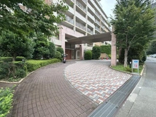 【東京都/町田市小山ヶ丘】ルネグランディア アプローチ