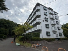 【東京都/町田市小山田桜台】小山田桜台団地2-15団地 39号棟 外観