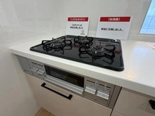 【神奈川県/相模原市中央区富士見】モア・ステージ相模原・富士見 キッチン：三口コンロ