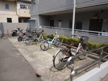 【神奈川県/横浜市緑区竹山】サングレイス鴨居 駐輪場