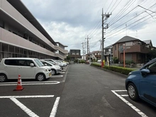 【神奈川県/相模原市南区東大沼】カーサ古淵 駐車場