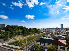 【東京都/町田市南つくし野】コスモフォーラムすずかけ台駅前 眺望：バルコニーから