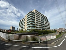 【神奈川県/伊勢原市桜台】リーフィアレジデンス伊勢原 外観