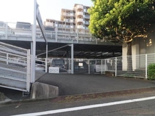 【神奈川県/座間市小松原】南林間ハイライズ 駐車場