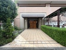 【神奈川県/厚木市中町】エクラン本厚木 アプローチ