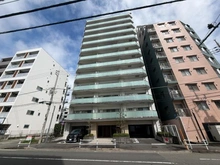 【神奈川県/厚木市旭町】プレシス本厚木コンフォート 外観：中央