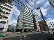 【神奈川県/厚木市旭町】プレシス本厚木コンフォート 外観：中央