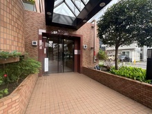 【神奈川県/相模原市緑区下九沢】ライオンズマンション橋本南 エントランス