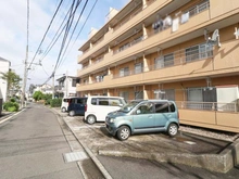 【神奈川県/横浜市瀬谷区瀬谷】瀬谷ハイツ B棟 駐車場