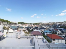 【神奈川県/横浜市旭区笹野台】三ツ境ハイタウンテラスハウス 2号棟 眺望：ルーフテラスから
