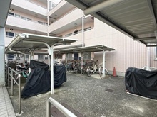 【神奈川県/伊勢原市東成瀬】エクセル伊勢原 駐輪場