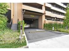 【東京都/町田市小山ヶ丘】リーフィアレジデンス橋本 駐車場