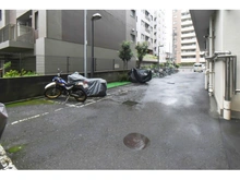 【神奈川県/相模原市中央区相模原】相模原ダイヤモンドマンション バイク置き場