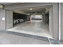 【神奈川県/相模原市中央区淵野辺】ロイヤルステージ淵野辺 駐車場