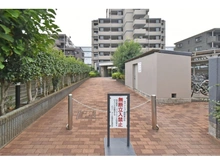 【神奈川県/相模原市中央区南橋本】グラン・コート南橋本 アプローチ