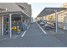 【神奈川県/座間市入谷西】コスモ相武台サニーサイド バイク置き場
