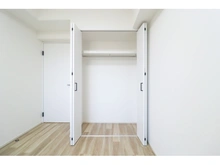 【神奈川県/横浜市青葉区奈良町】モアクレスト玉川学園壱番館 物入