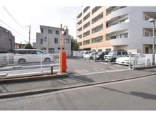 【神奈川県/大和市南林間】リブゼ南林間フォレストアベニュー 駐車場