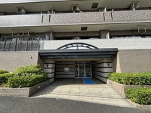 【神奈川県/相模原市南区上鶴間本町】ライオンズマンション町田駅南 エントランス