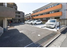【神奈川県/相模原市中央区清新】ルピナス橋本南 駐車場