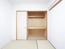 【東京都/町田市玉川学園】アデニウム玉川学園 収納：和室