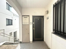 【神奈川県/横浜市保土ケ谷区釜台町】ルネ上星川 2号棟 玄関