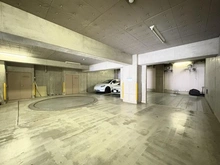 【神奈川県/横浜市南区高根町】クリオ大通り公園伍番館 共用部：駐車場