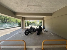 【神奈川県/横浜市西区楠町】藤和横浜西口ハイタウン 駐輪場