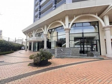 【神奈川県/横浜市西区西平沼町】ヨコハマタワーリングスクエア ザ・イースト エントランス