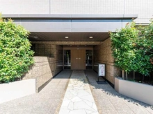 【神奈川県/横浜市神奈川区三ツ沢下町】コスモ三ツ沢ガーデン山 エントランス