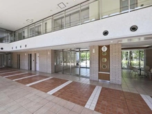 【神奈川県/横浜市神奈川区新浦島町】ライオンズマンションセントワーフ横濱 エントランス