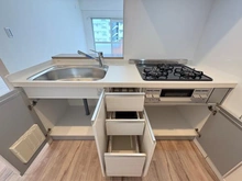 【神奈川県/横浜市神奈川区六角橋】シャンボール白楽 収納：収納