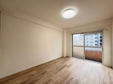 【神奈川県/横浜市神奈川区六角橋】シャンボール白楽 洋室