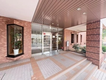 【神奈川県/横浜市神奈川区松見町】エクレール第二妙蓮寺 エントランス