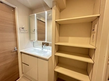 【神奈川県/横浜市南区三春台】キャッスルマンション横浜三春台 洗面所